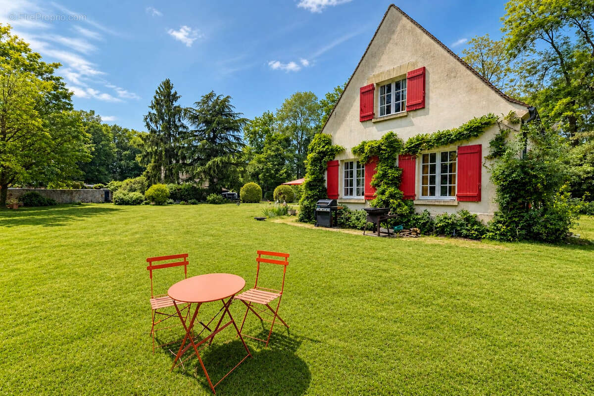 Maison à SENLIS