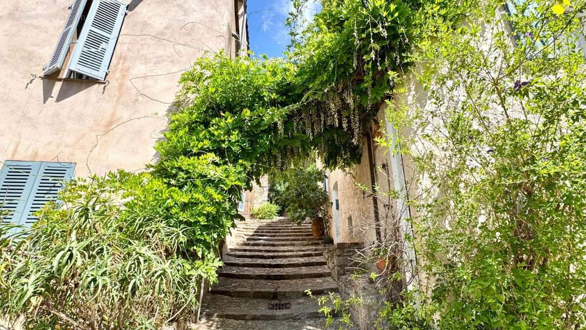 Maison de village Grimaud 4 pièce(s) 73 m2 - photo 3