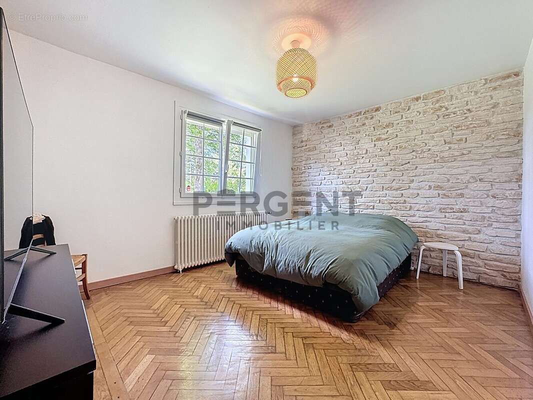 Maison à CHARLEVILLE-MEZIERES