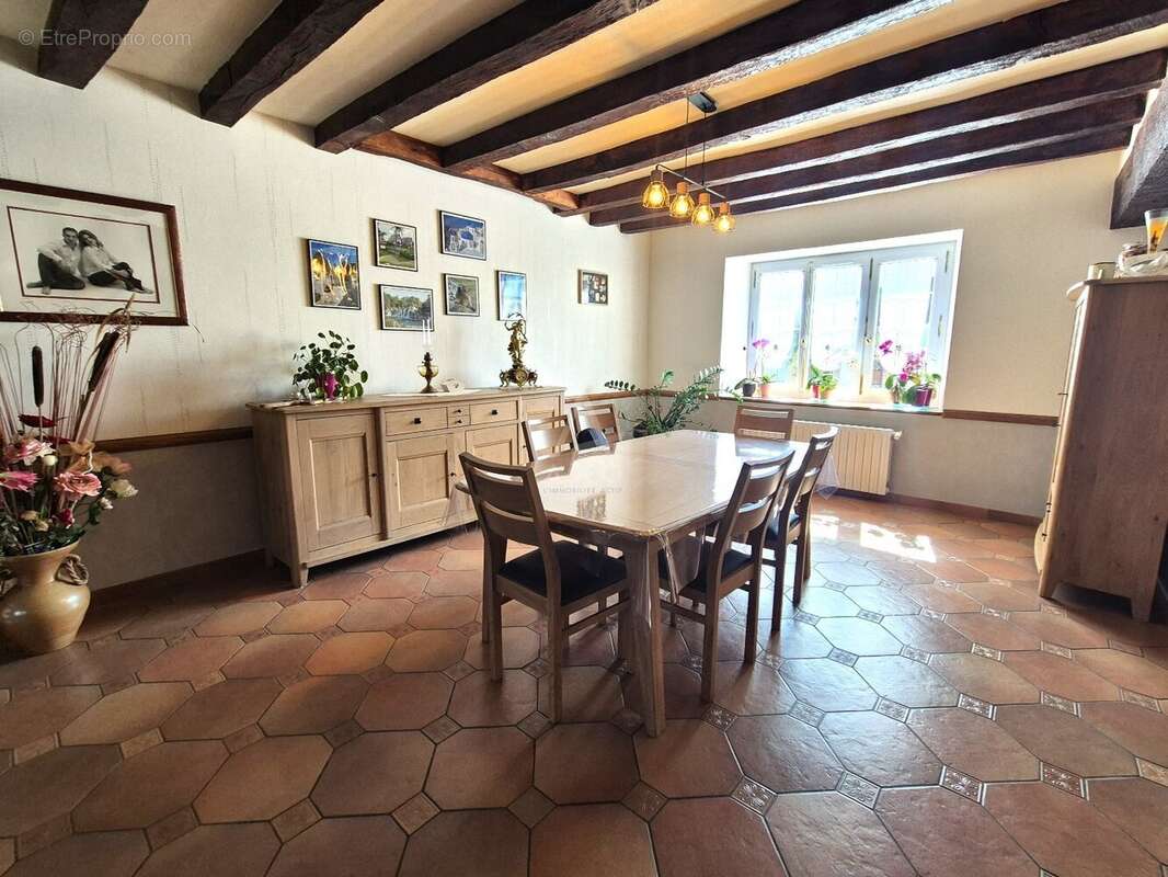 Maison à DURTAL