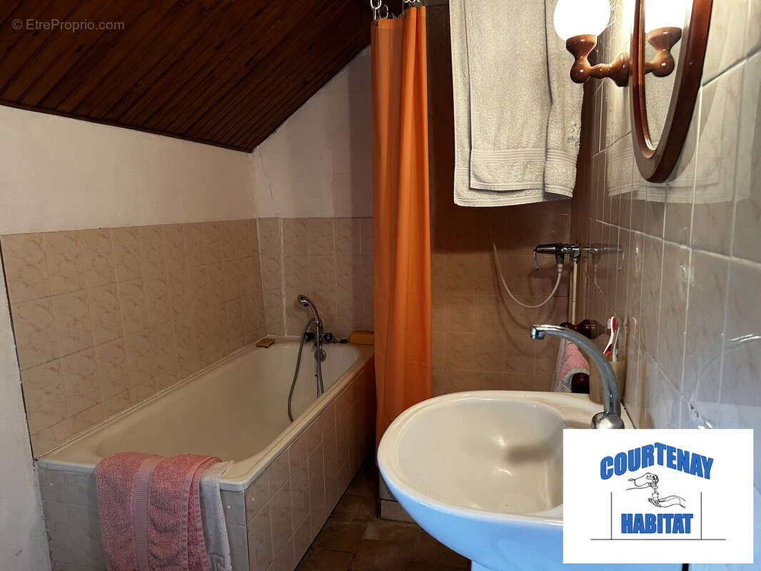 Maison à SAINT-MARTIN-D&#039;ORDON