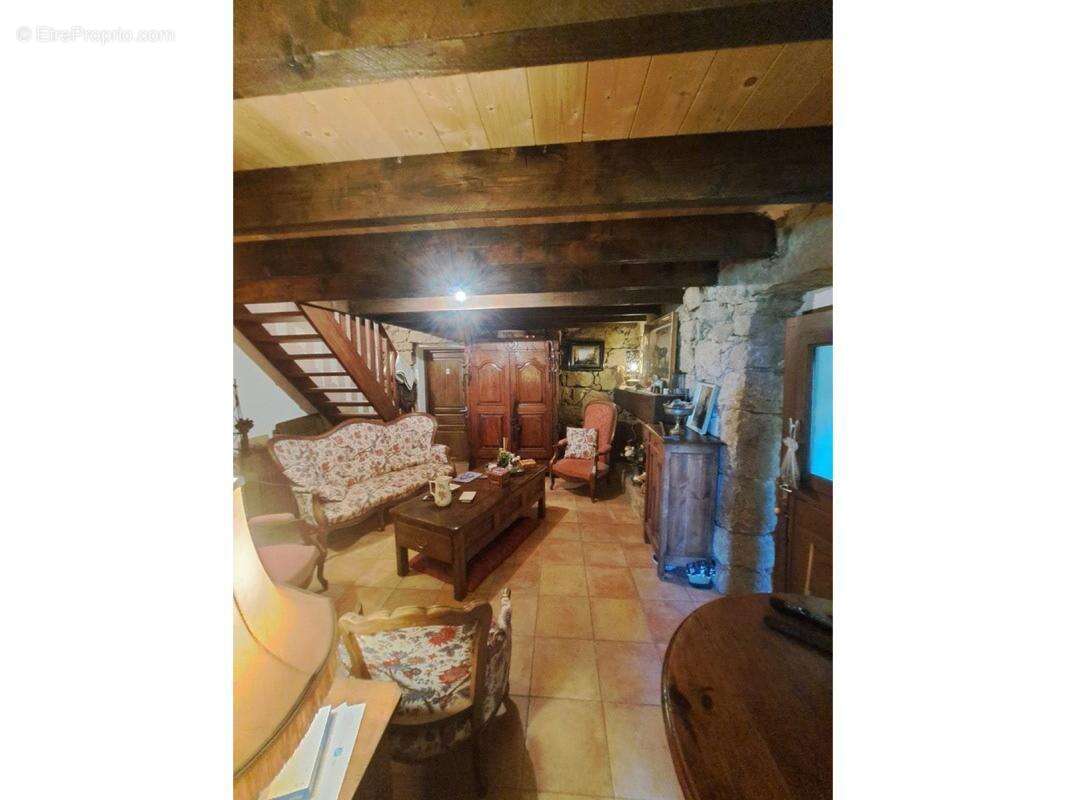 Maison 125 m² à Bilia  - photo 5