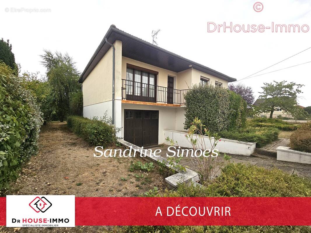 Maison à MONTMORILLON