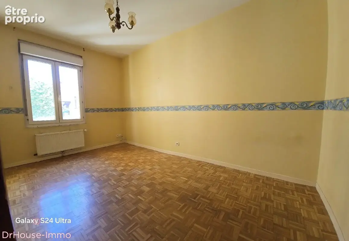 Appartement 5 pièces 89 m² à vendre à Saint-Etienne (42000) - photo 3
