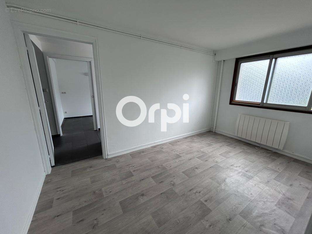 Orpi porte neuve : immeuble de rapport à vendre à saint etienne au mont - photo 9