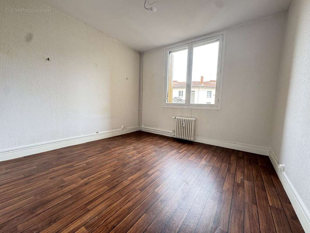 Appartement 84 m² à Montlucon  - photo 7