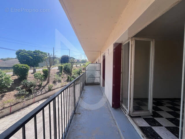 Appartement à PEYROLLES-EN-PROVENCE