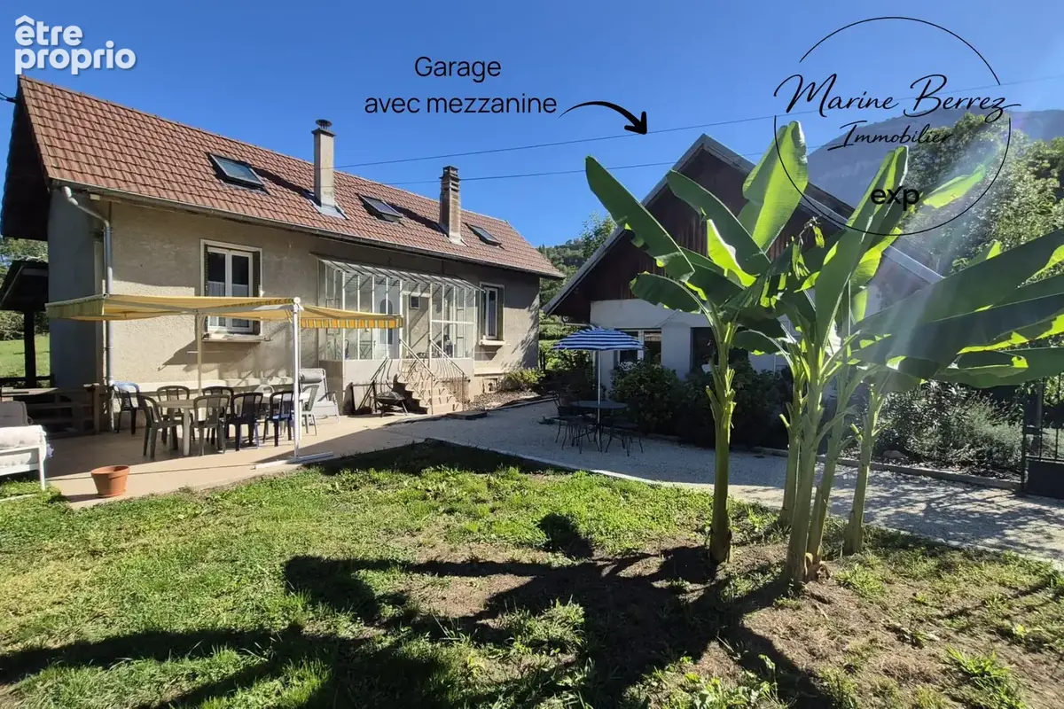 Maison à MOUXY