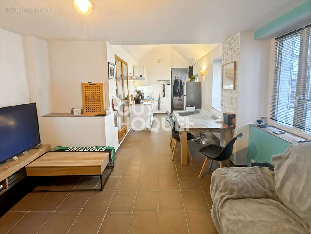 Maison à FONTENAY-TRESIGNY