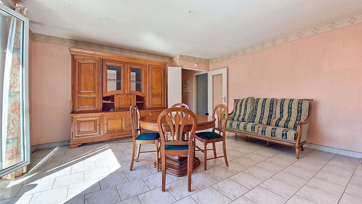 Appartement à LIMEIL-BREVANNES