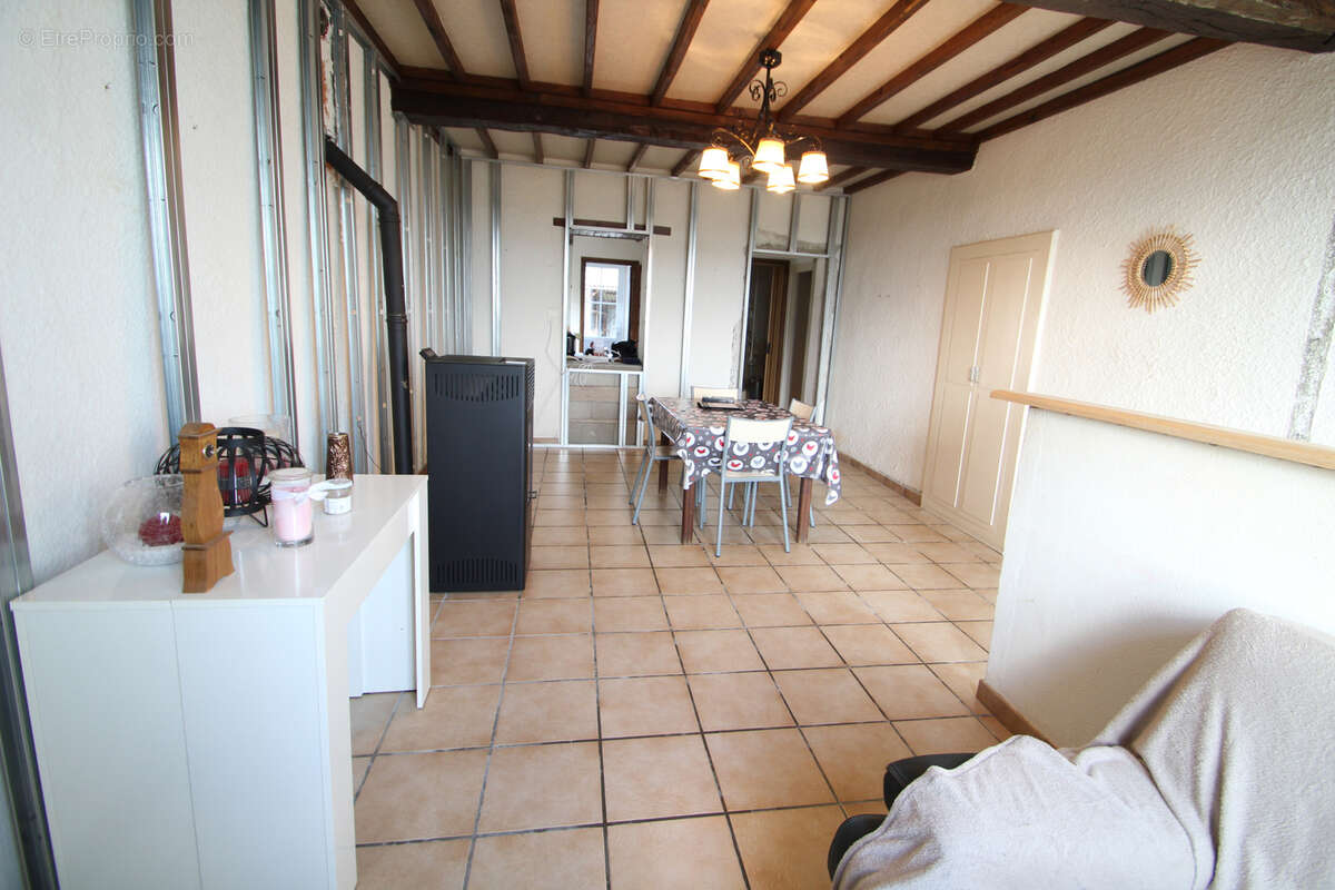 Maison à AVRILLY