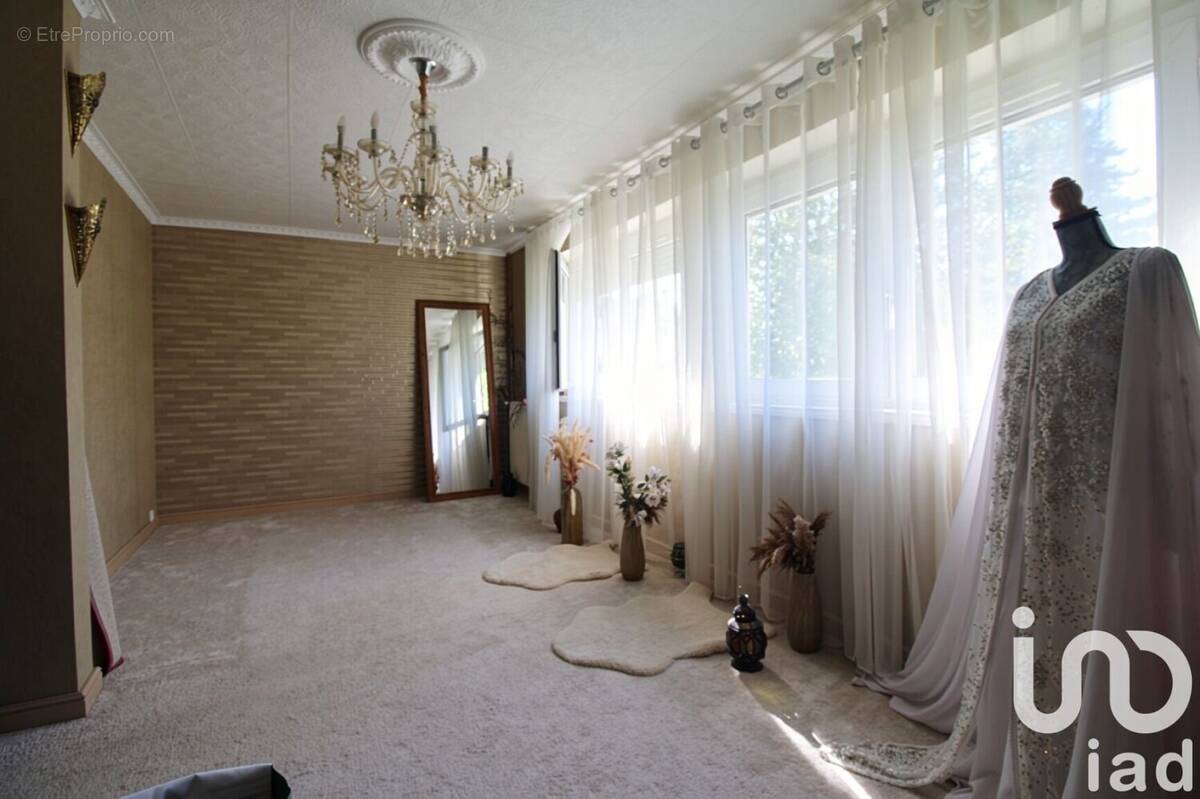 Photo 1 - Maison à VILLIERS-LE-BEL