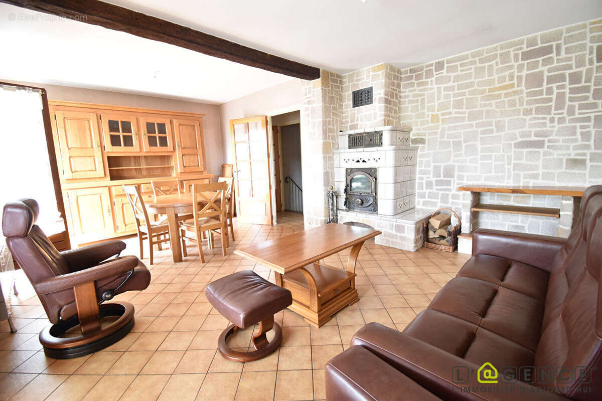 Maison à ANOULD