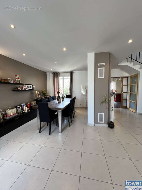 Maison à DRANCY
