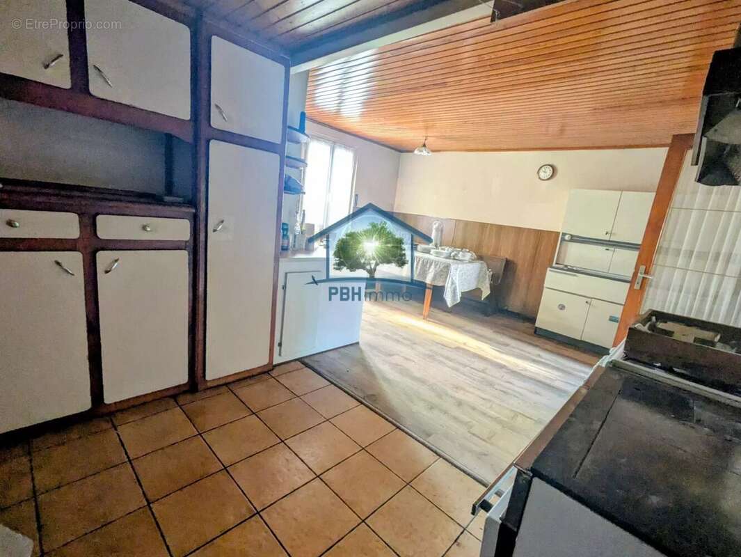 Maison à OBERMODERN-ZUTZENDORF