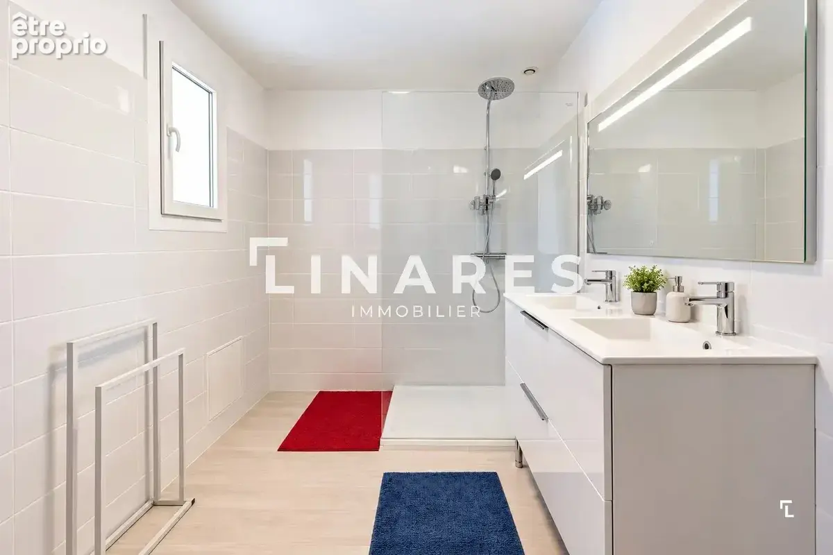 BASTIDE CONFIDENTIELLE -Maison T6/7 de 188m2 - Piscine - Terrain 1400m2 - 13190 Allauch - photo 10