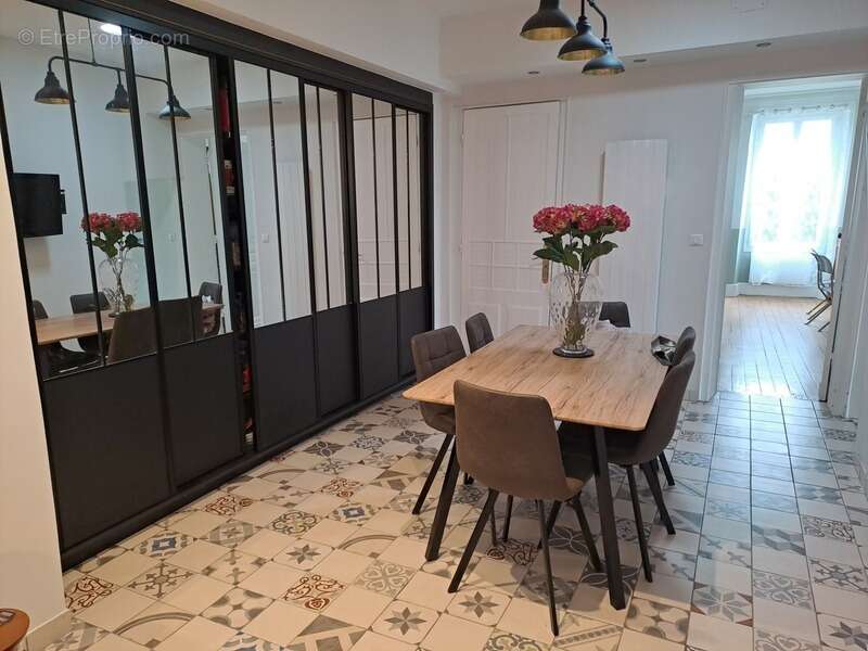 Propriété de Charme - 5 Chambres et bureau - photo 3