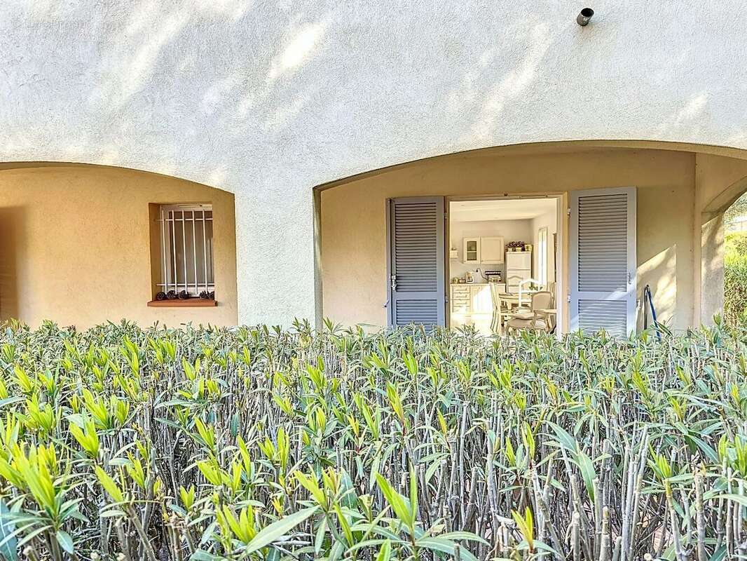 Appartement à LORGUES