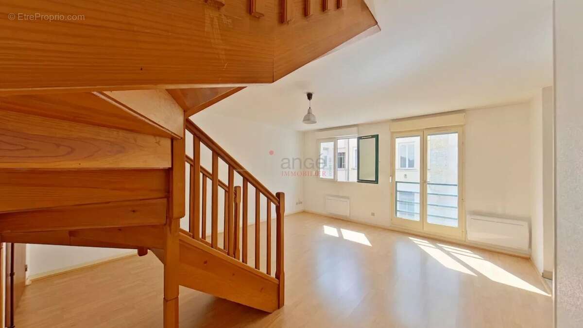 Appartement à LYON-1E