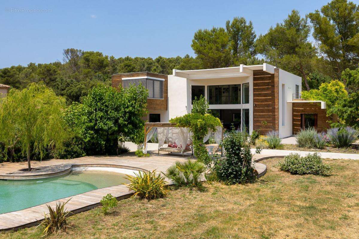 Maison à ROQUEFORT-LA-BEDOULE