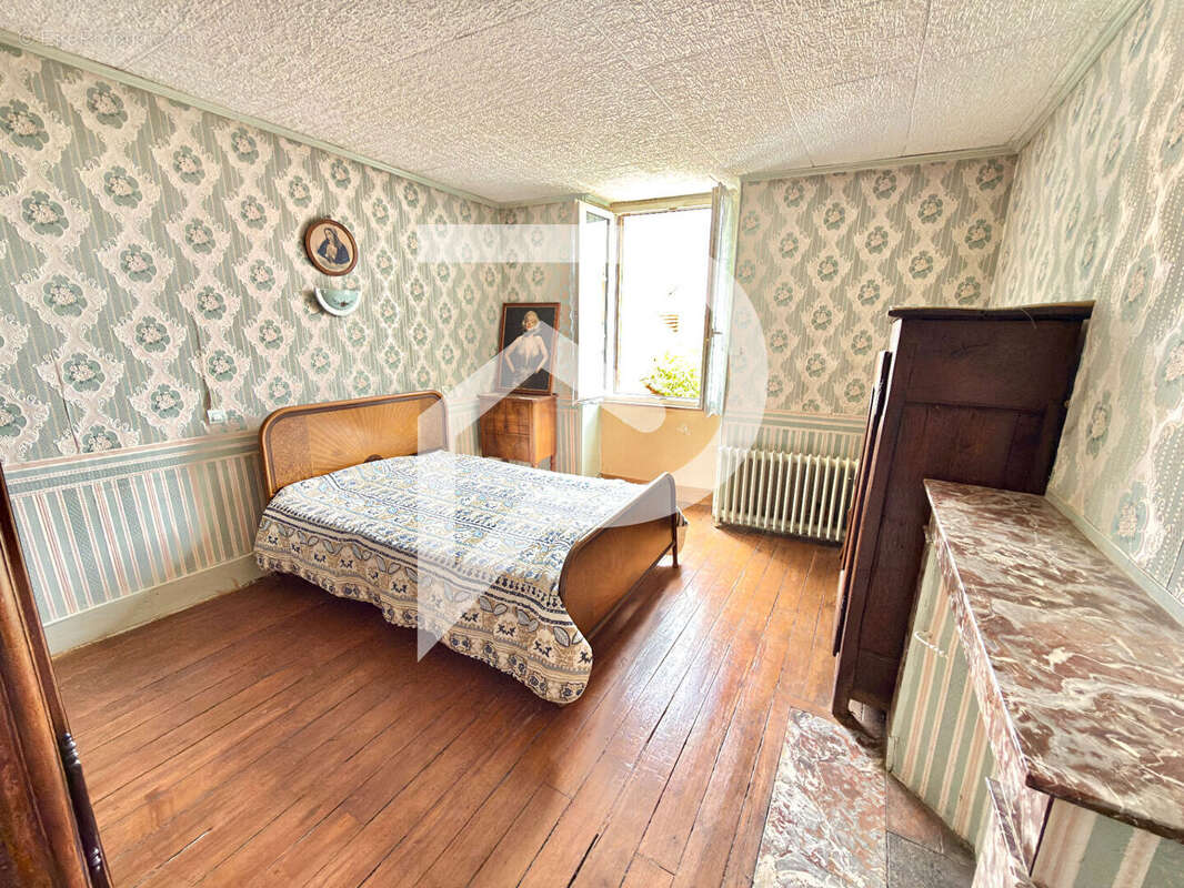 Maison Rochetaillée  8 pièce(s) - photo 10