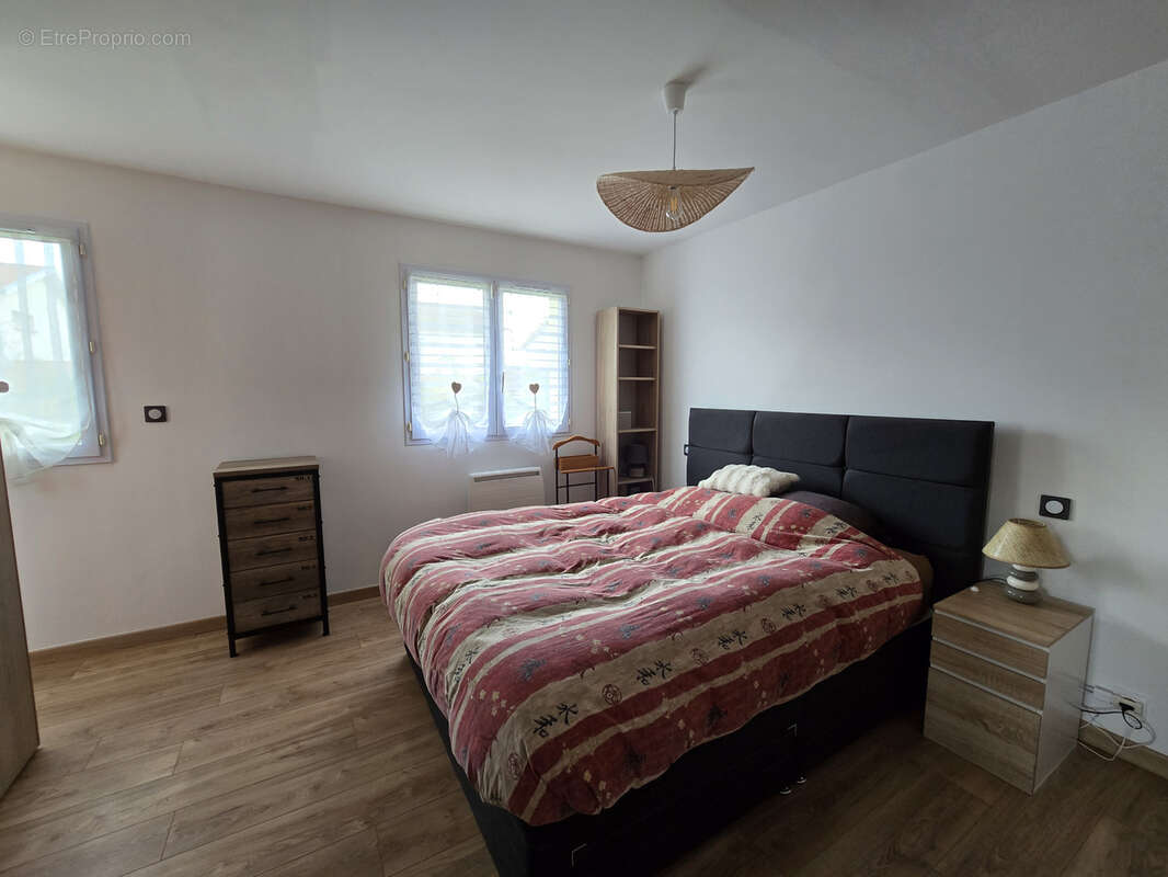 Maison à VILLENAVE-D&#039;ORNON