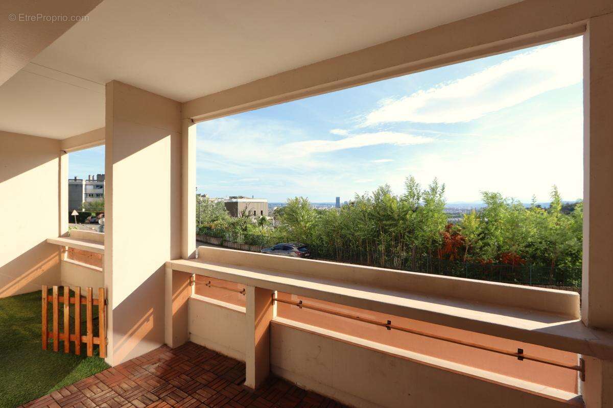 Appartement à CALUIRE-ET-CUIRE