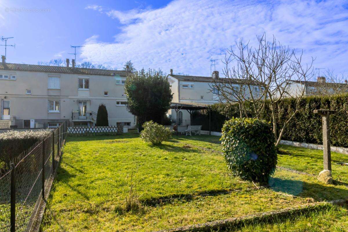 Maison à CHABRIS