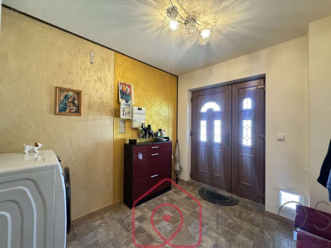 Maison de ville rénovée de 119 m²  À deux pas du centre-ville de Pontivy 212000 FAI - photo 7