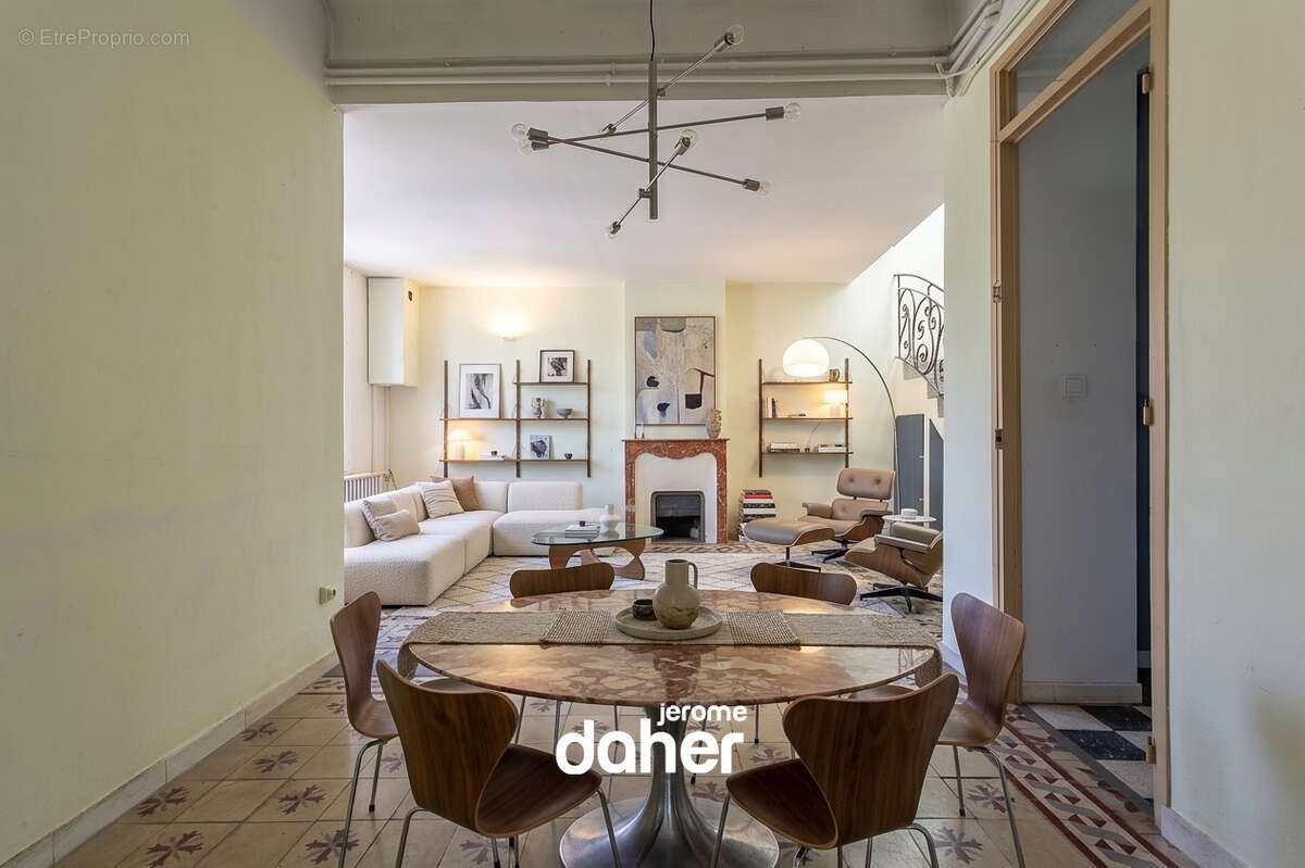 Maison à MARSEILLE-7E