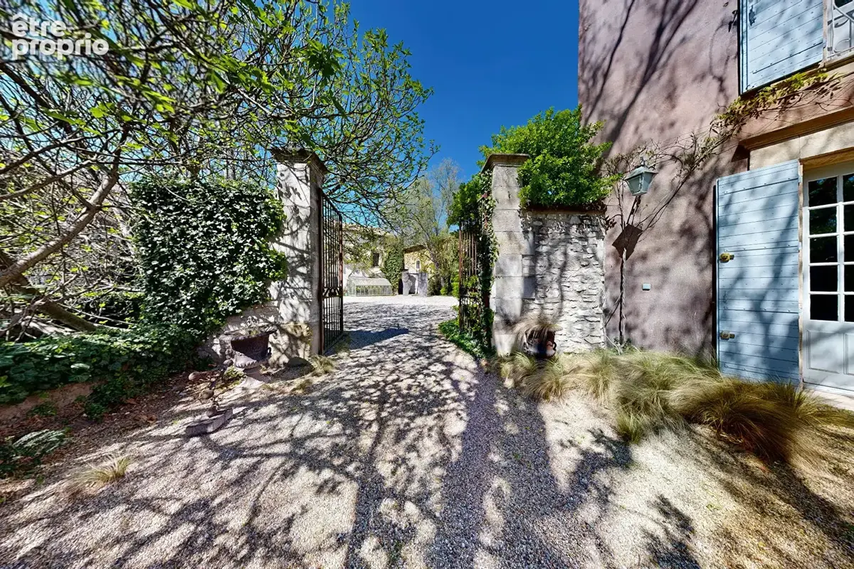 Propriété d'exception à deux pas de L 'Isle sur Sorgue bastide Moulin Dépendances Piscine Calme absolu PROVENCE VENTOUX - photo 5
