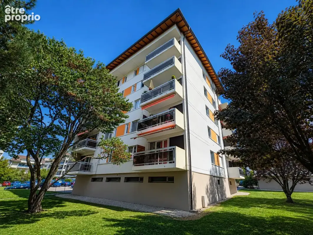 Photo Appartement à Ville-La-Grand au prix de 179 000€