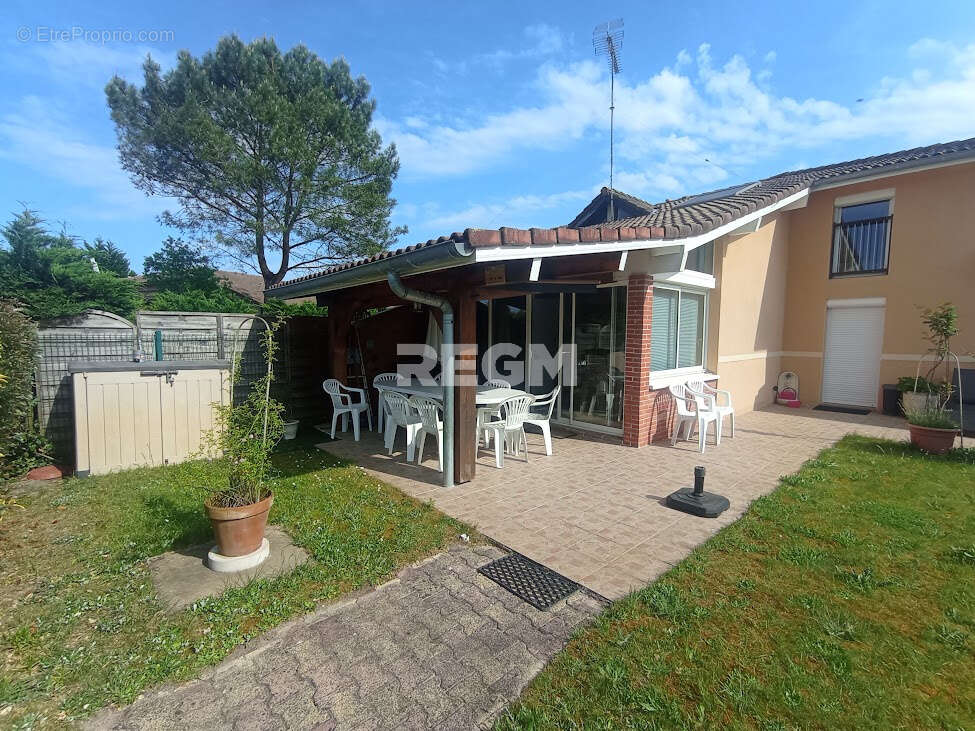 Appartement à ONESSE-ET-LAHARIE