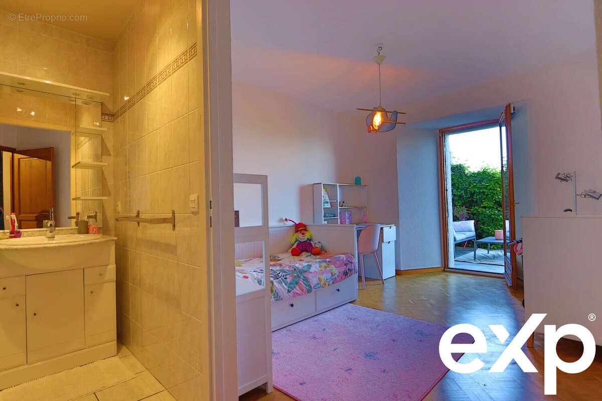 Appartement à ANNECY-LE-VIEUX