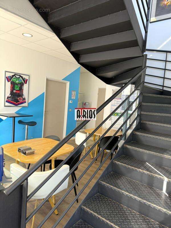 Commerce à LA FARLEDE