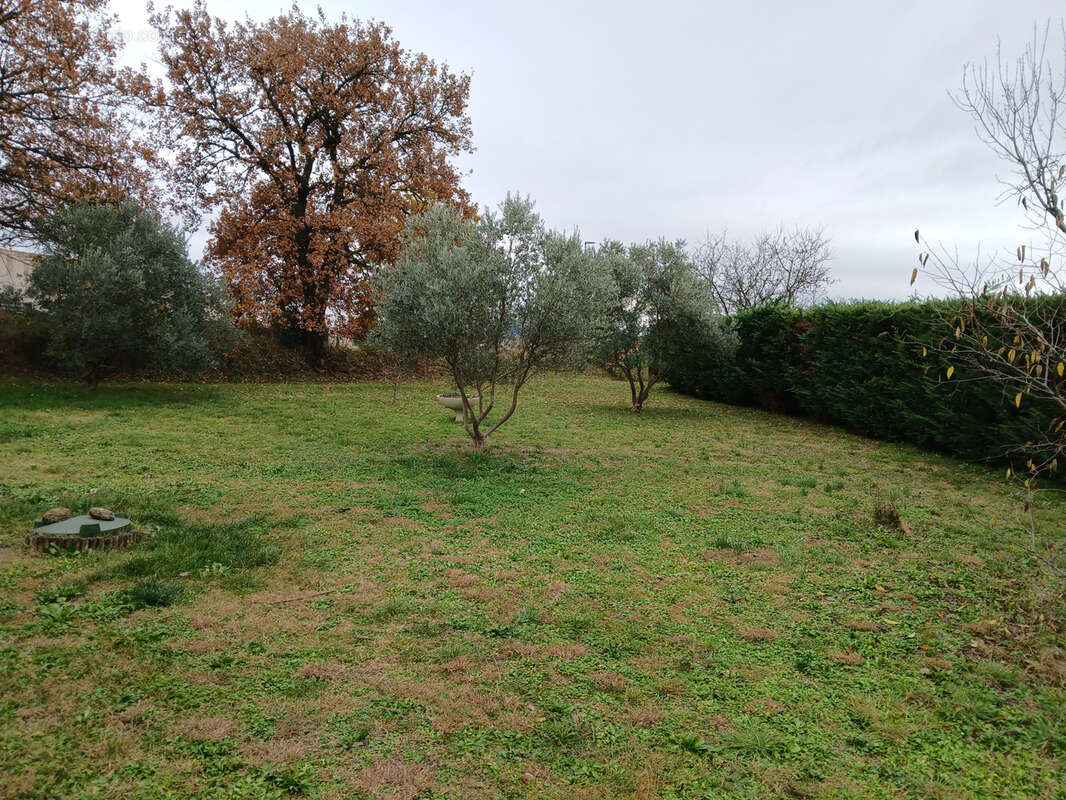 Terrain à SAINT-CHRISTOL-LES-ALES