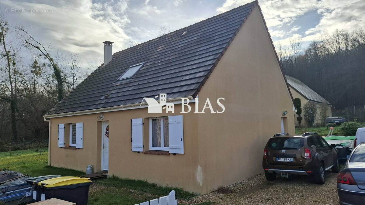 Maison à SAINT-PIERRE-DU-BOSGUERARD