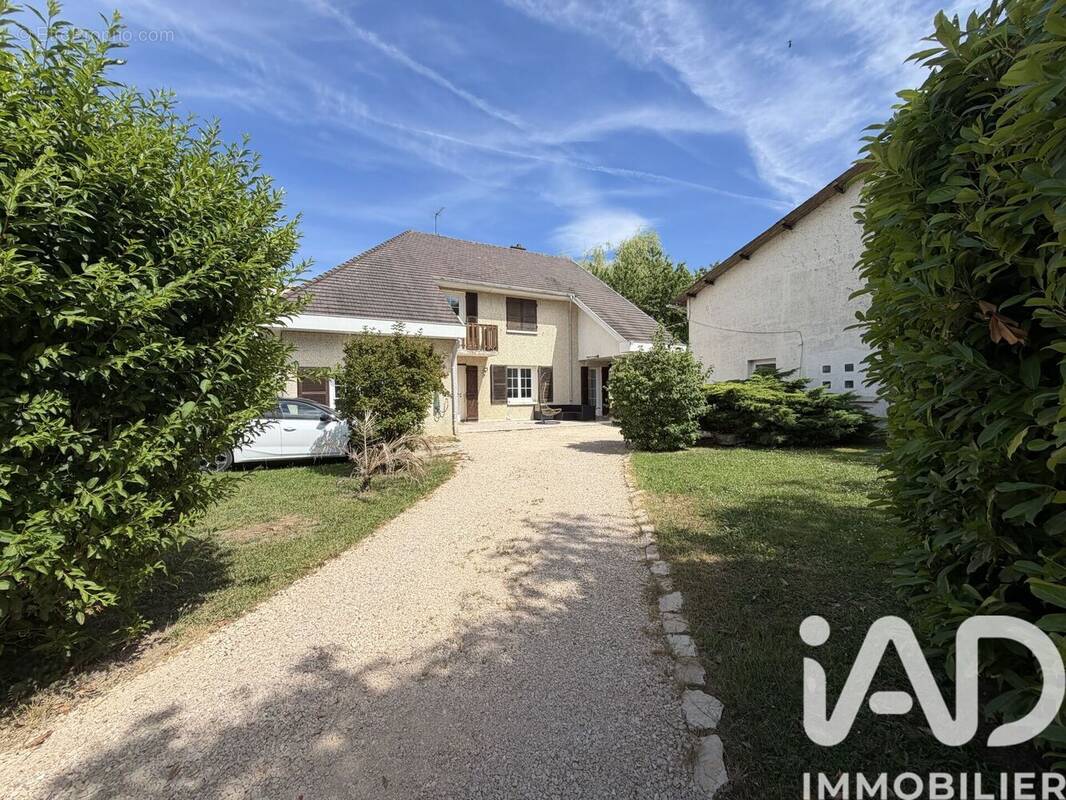 Photo 1 - Maison à SAINT-GERMAIN-DU-PLAIN
