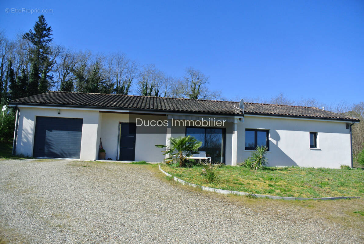 Maison à CASTELJALOUX