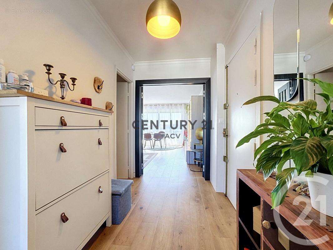 Appartement à MAISONS-ALFORT