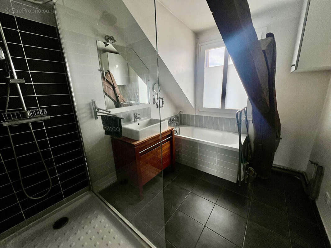 Appartement à SAINT-CYR-L'ECOLE