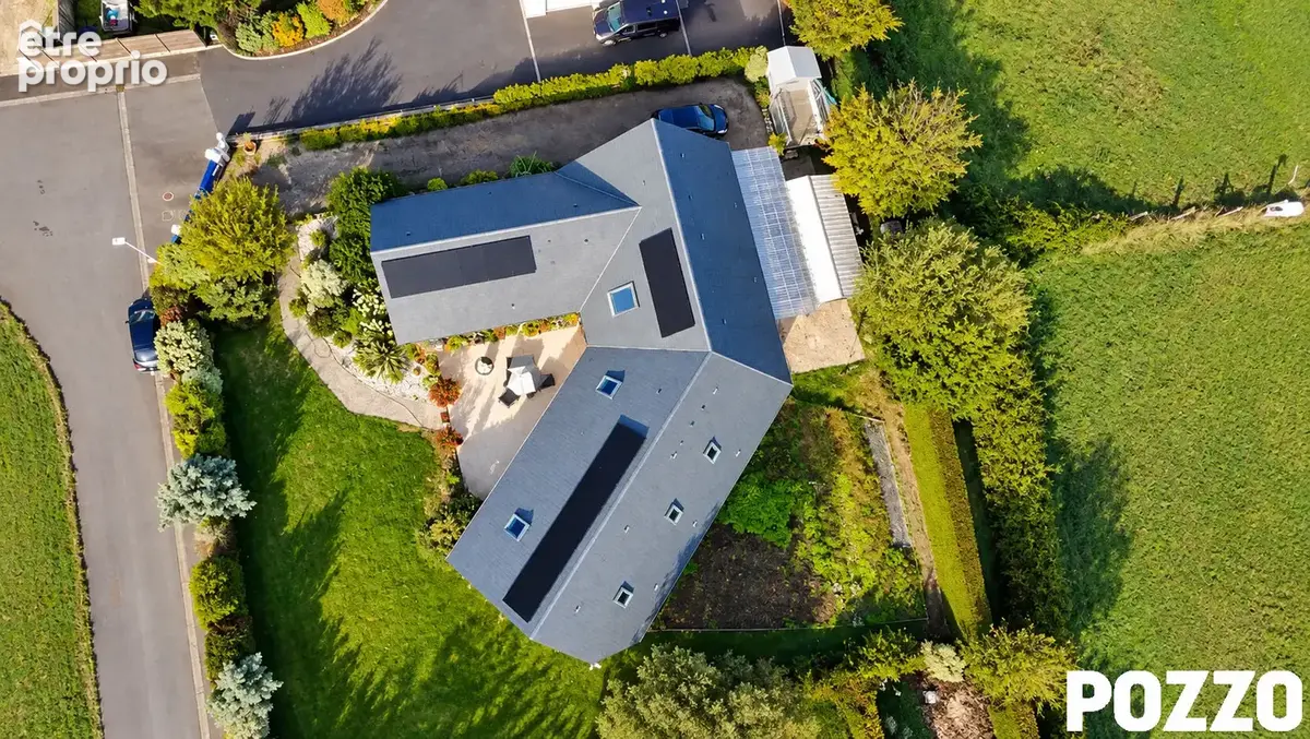 VENTE : Belle propriété aux volumes généreux à Bréville-sur-Mer (50290) - photo 17