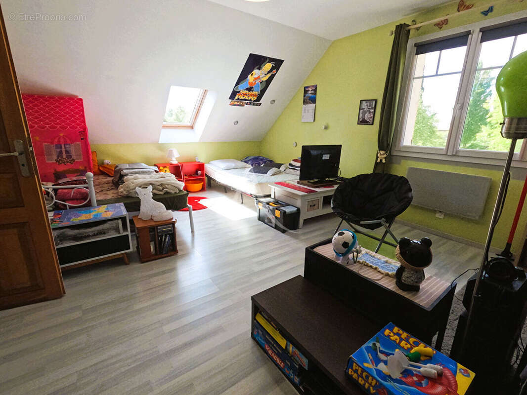 Maison à ESTREELLES