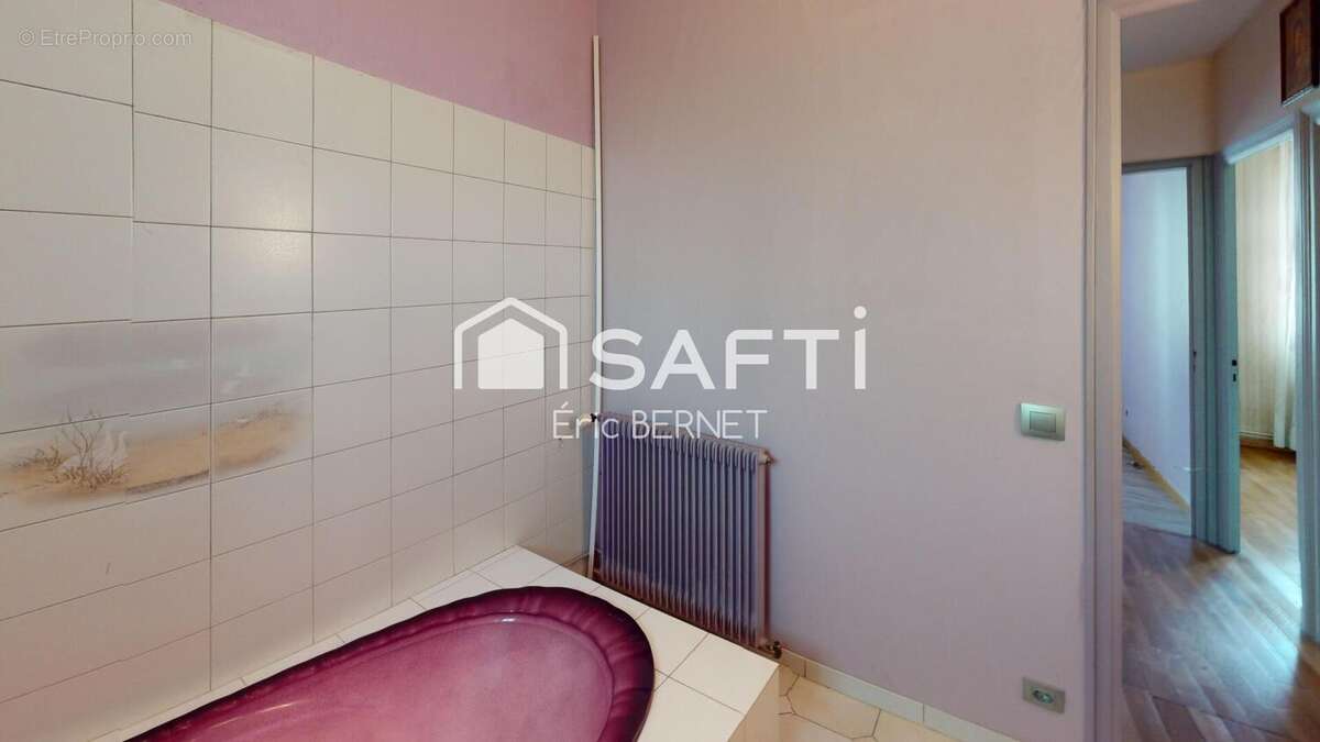 Photo 7 - Maison à BRON