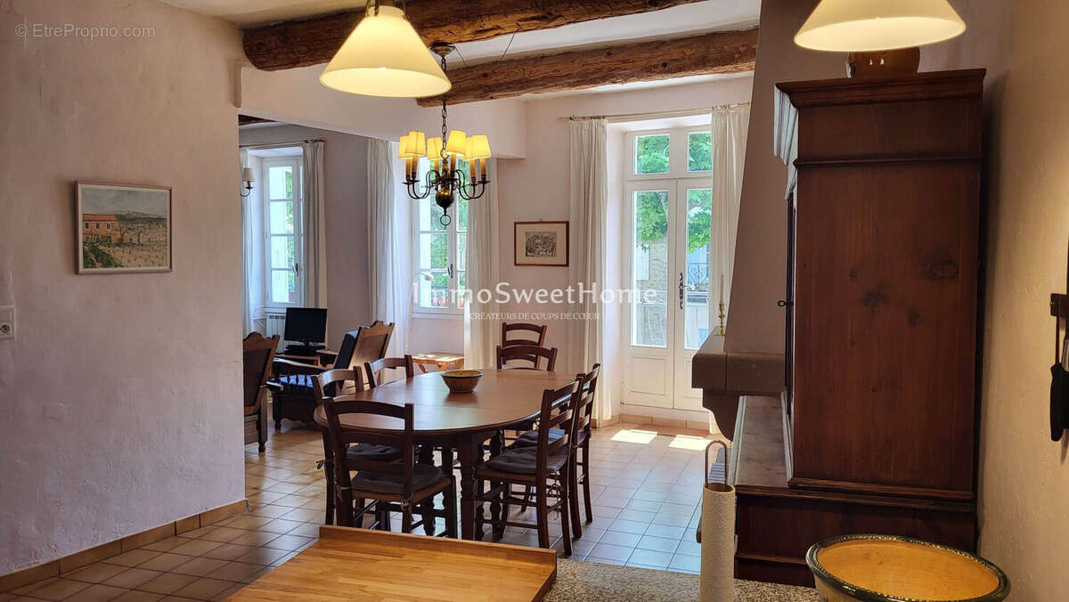 Maison à MIRABEL-AUX-BARONNIES