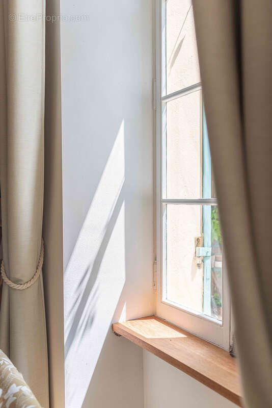 Maison en pierre - 228m2 - 4 chambres - photo 14