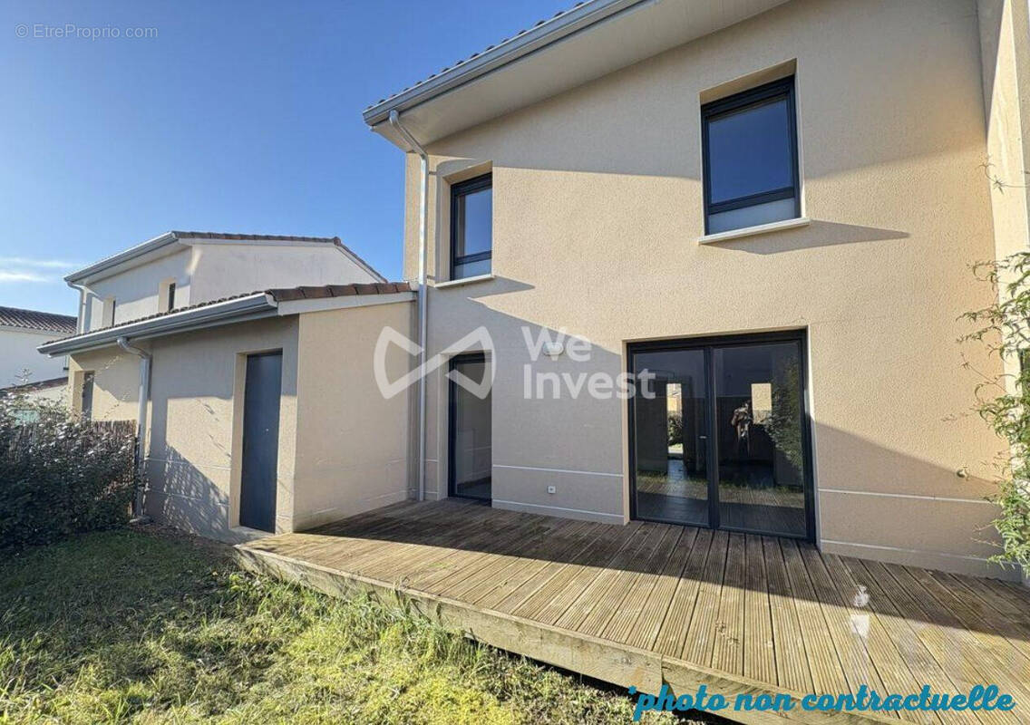 Maison à SAINT-JEAN-DE-VEDAS