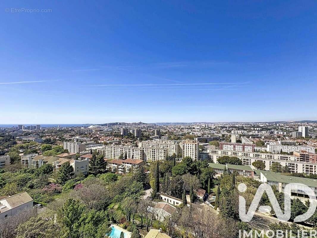 Photo 2 - Appartement à MARSEILLE-10E