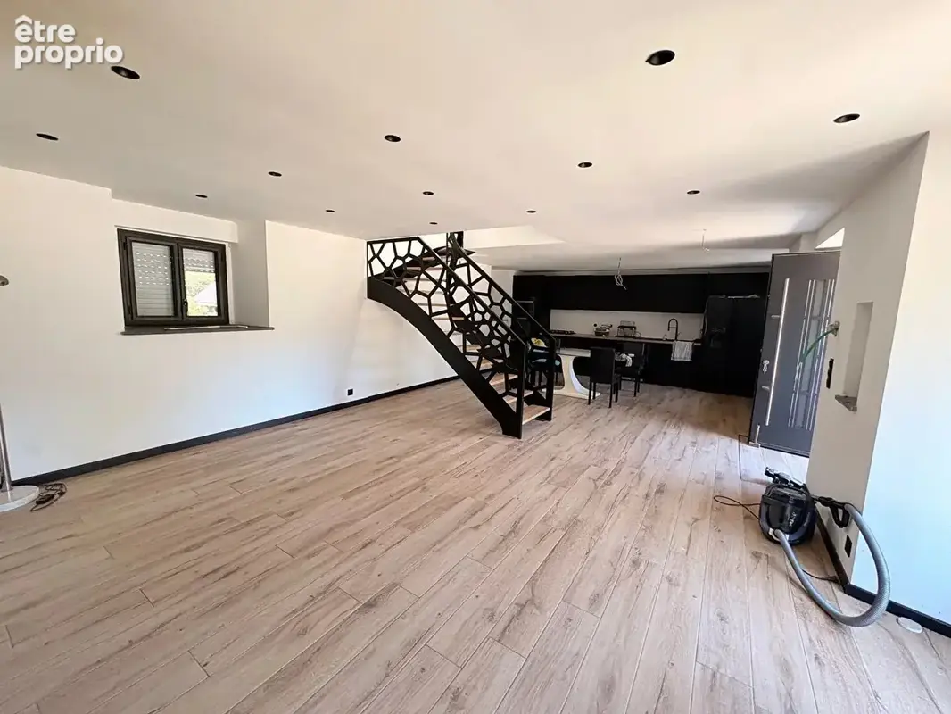 Maison 142 m² à Lanfains  - photo 4