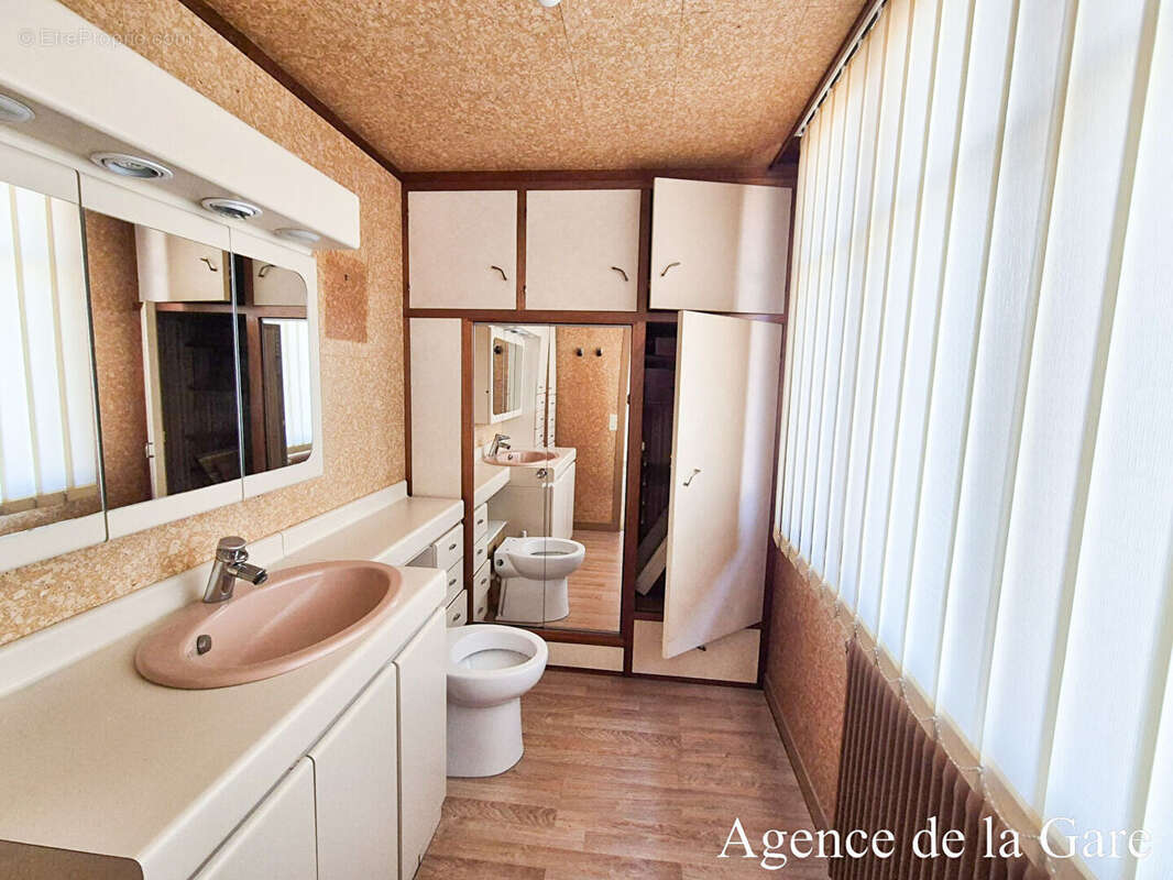 Maison à SARTROUVILLE